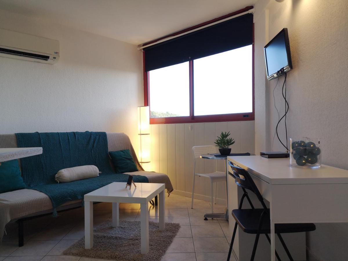 Studio A 15 Minutes Des Plages ラ・ヴァレット＝デュ＝バール エクステリア 写真